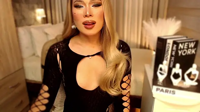 Missavacroft online show from 10/28/25, 12:36