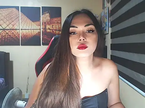 Snapshot of amorPOWERS21X chatting on 11/27/25, 11:56 amorPOWERS21X online show from 11/27/25, 11:56