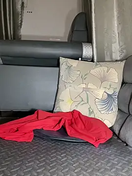 meiiijr55 online show from 04/18/26, 03:43