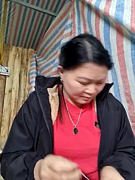 yoowwmr online show from 11/02/25, 02:58