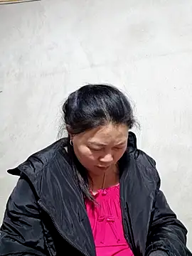 yoowwmr online show from 11/22/25, 12:59