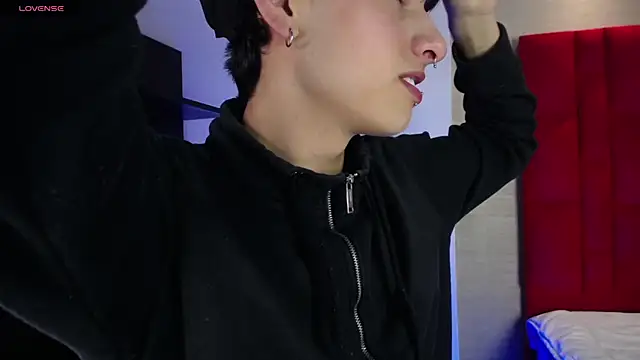 Ezra Storm online show from 10/03/25, 04:53