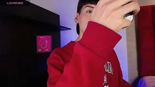 Ezra Storm online show from 10/22/25, 04:46