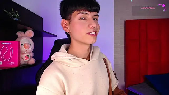 Ezra Storm online show from 02/04/26, 05:02