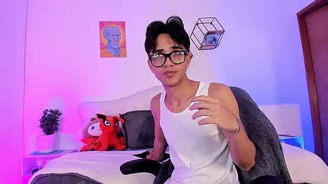 jin luna online show from 10/26/25, 12:44