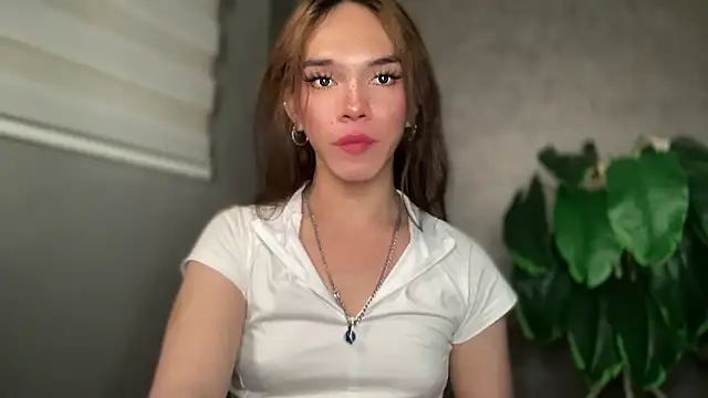 Misselliefayexxx online show from 01/12/26, 01:00