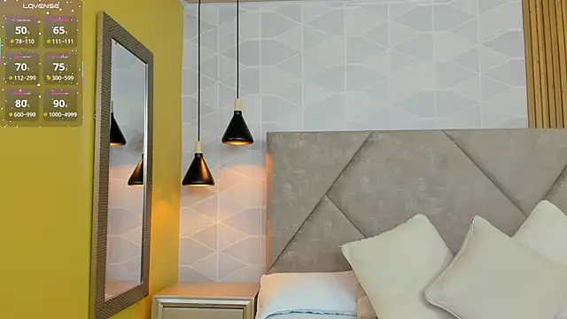 Jade Whisper online show from 09/12/25, 01:28