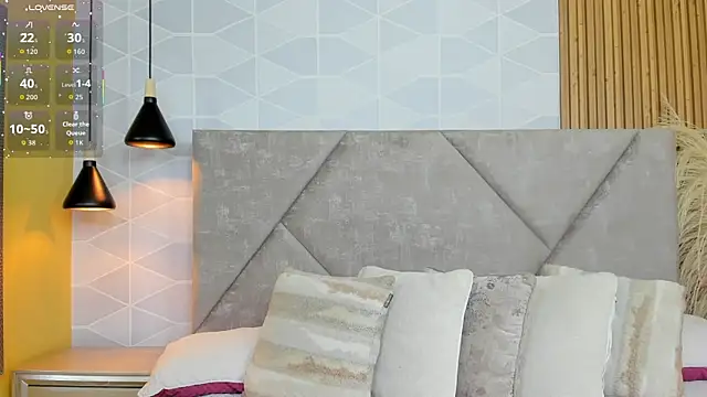 Jade Whisper online show from 10/01/25, 01:22