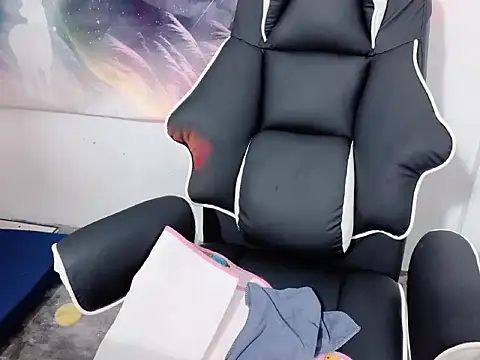 Bino119 online show from 11/05/25, 01:44