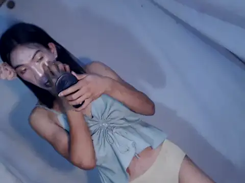 xyourdreamtrans online show from 12/22/25, 02:52