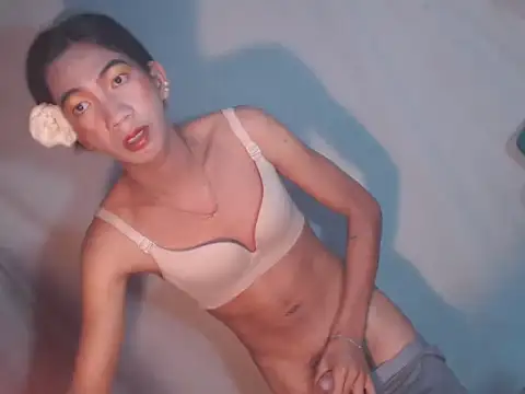 xyourdreamtrans online show from 02/22/26, 09:13