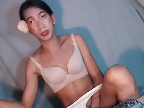 xyourdreamtrans online show from 02/26/26, 02:21