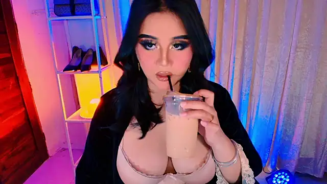 MS VALERIA online show from 01/10/26, 07:32