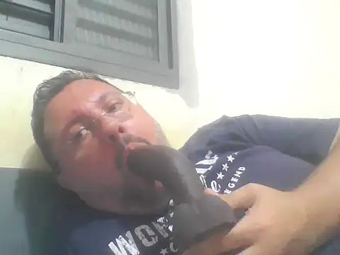 Luised80 online show from 04/18/26, 01:42