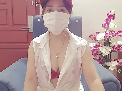 ruby 8x online show from 11/01/25, 11:23