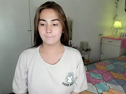 Snapshot of Alovelydoll_nica chatting on 05/27/26, 12:46 Alovelydoll nica online show from 05/27/26, 12:46