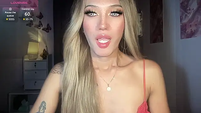 Snapshot of Lust-sluttymira chatting on 02/06/26, 04:54 Lust-sluttymira online show from 02/06/26, 04:54