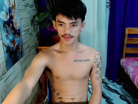 urhunky boy online show from 06/24/26, 08:52
