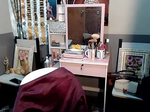 miya khali online show from 11/30/25, 02:15