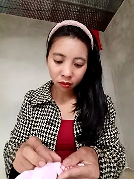 emaame68 online show from 10/21/25, 12:22