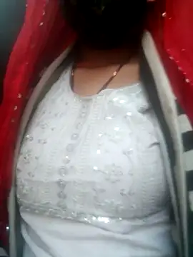 Snapshot of Hot_anjo chatting on 12/01/25, 02:27 Hot anjo online show from 12/01/25, 02:27