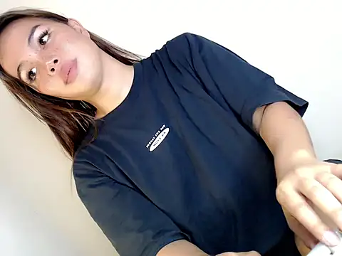 yolly fox online show from 03/07/26, 04:15