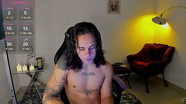 Maximiliano scoott   online show from 11/18/25, 12:05