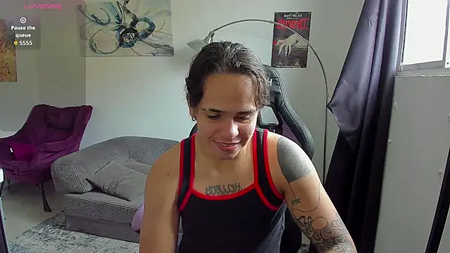 Snapshot of Maximiliano_scoott__ chatting on 05/21/26, 06:48 Maximiliano scoott online show from 05/21/26, 06:48
