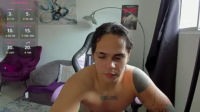 Snapshot of Maximiliano_scoott__ chatting on 05/30/26, 07:11 Maximiliano scoott online show from 05/30/26, 07:11