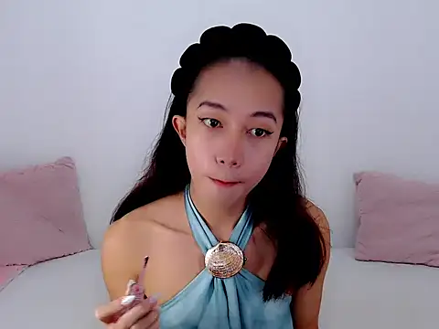 Snapshot of Sweet_kittyxx chatting on 05/05/26, 10:29 Sweet kittyxx online show from 05/05/26, 10:29