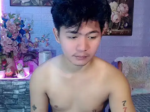 Snapshot of Albertx_Destroyer69 chatting on 06/12/26, 04:00 Albertx Destroyer69 online show from 06/12/26, 04:00