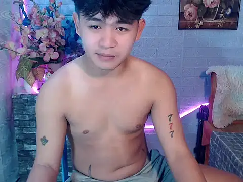 Snapshot of Albertx_Destroyer69 chatting on 06/23/26, 12:30 Albertx Destroyer69 online show from 06/23/26, 12:30
