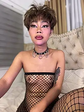 Innocent yanixx69 online show from 07/15/26, 12:49