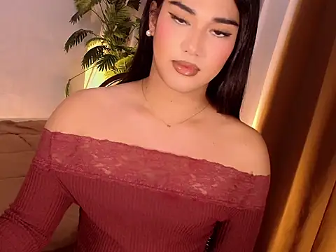 Snapshot of magnificent_kitana chatting on 07/04/26, 05:41 magnificent kitana online show from 07/04/26, 05:41