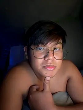 red libraxxx online show from 10/19/25, 07:03