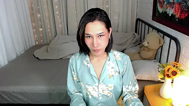 TRANSGODDESSA online show from 12/20/25, 02:07