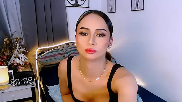 Zialustts online show from 10/10/25, 04:06