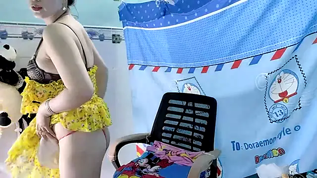 emgaixinhngoan online show from 09/11/25, 03:50