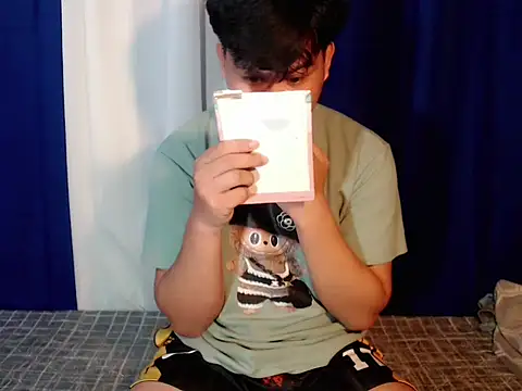 Reynelcock online show from 11/16/25, 11:05