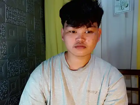 Reynelcock online show from 12/02/25, 07:25