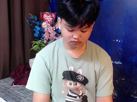 Reynelcock online show from 03/21/26, 06:00