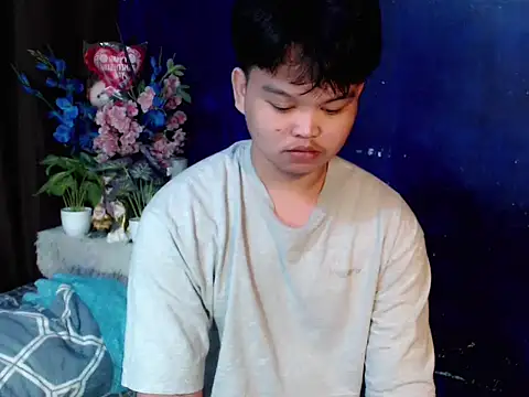 Reynelcock online show from 03/24/26, 06:13