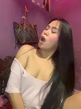 Snapshot of Angelina_bunny chatting on 02/18/26, 04:47 Angelina bunny online show from 02/18/26, 04:47