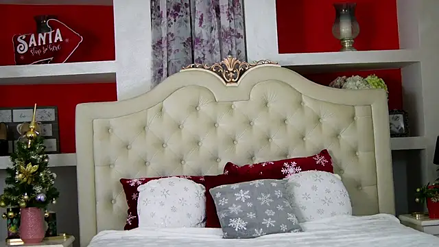 SarraRay online show from 11/27/25, 06:10