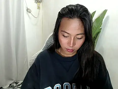 sweetiie caren online show from 05/03/26, 04:51