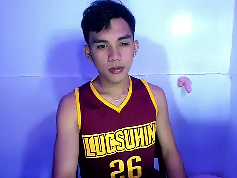 urhot chany online show from 05/08/26, 07:14