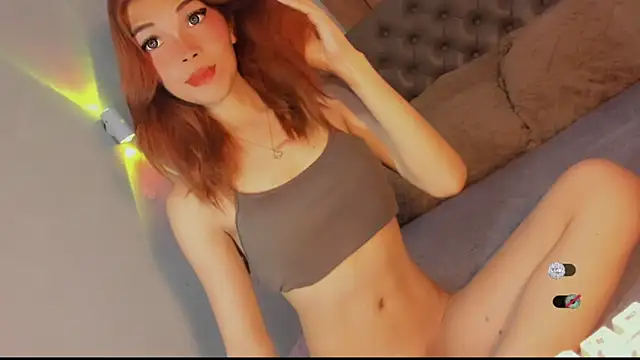 Snapshot of bella_enchantra chatting on 07/13/26, 08:00 bella enchantra online show from 07/13/26, 08:00