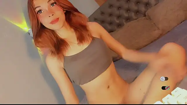Snapshot of bella_enchantra chatting on 07/15/26, 04:07 bella enchantra online show from 07/15/26, 04:07