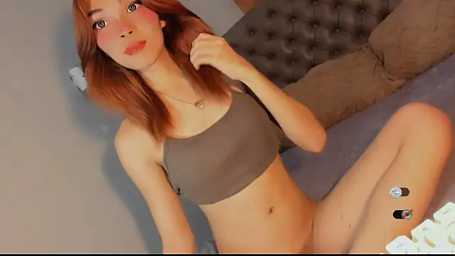 Snapshot of bella_enchantra chatting on 07/18/26, 03:22 bella enchantra online show from 07/18/26, 03:22