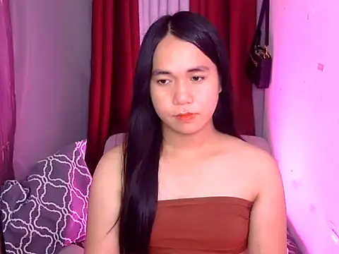 Snapshot of SexyMica69 chatting on 10/05/25, 04:05 SexyMica69 online show from 10/05/25, 04:05